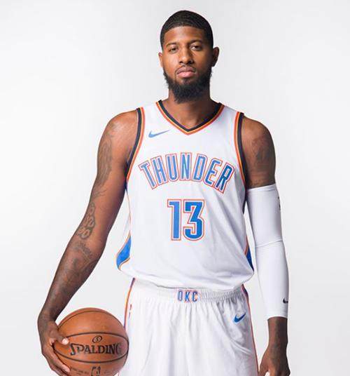 场均合砍80.5分！联盟最被高估的三巨头？防守太辣眼，早该解体了