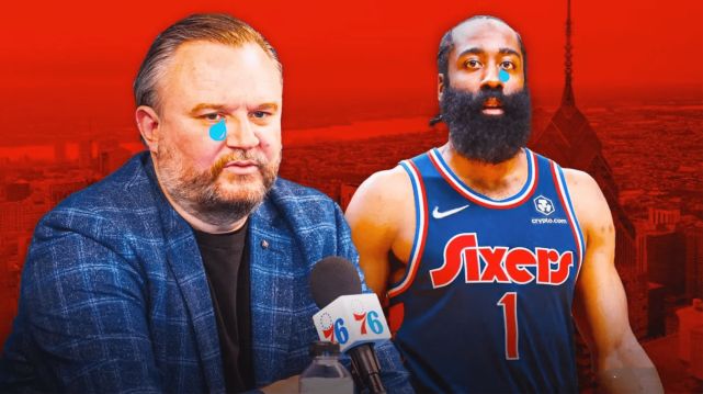 波士顿红袜队投手罗杰·克莱门斯因其强硬的投球风格获称“火箭人”