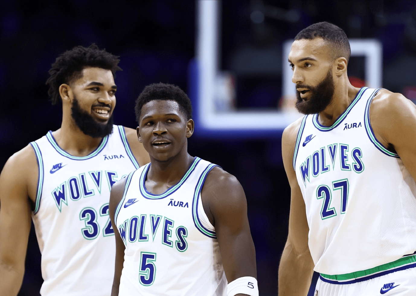 [NBA]乐福三分不中 卡马拉神兵天降补扣得手