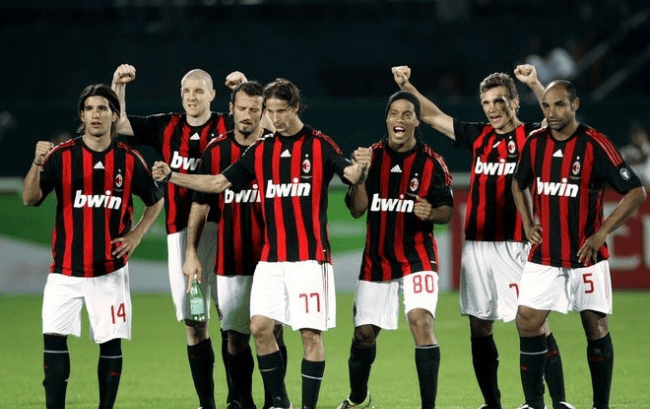 退役又复出！巴萨35岁门神夺4冠，5次赢皇马，特狮近乎无缘美加墨