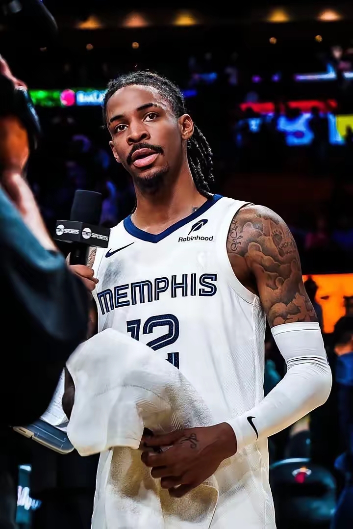 [网球]梅德韦杰夫布里斯班首战告捷