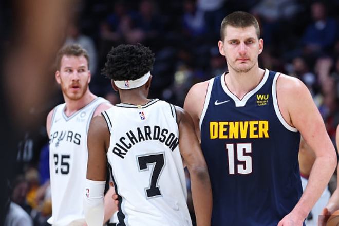 NBA战报：波尔津吉斯29分7板，老鹰115-98轻取鹈鹕