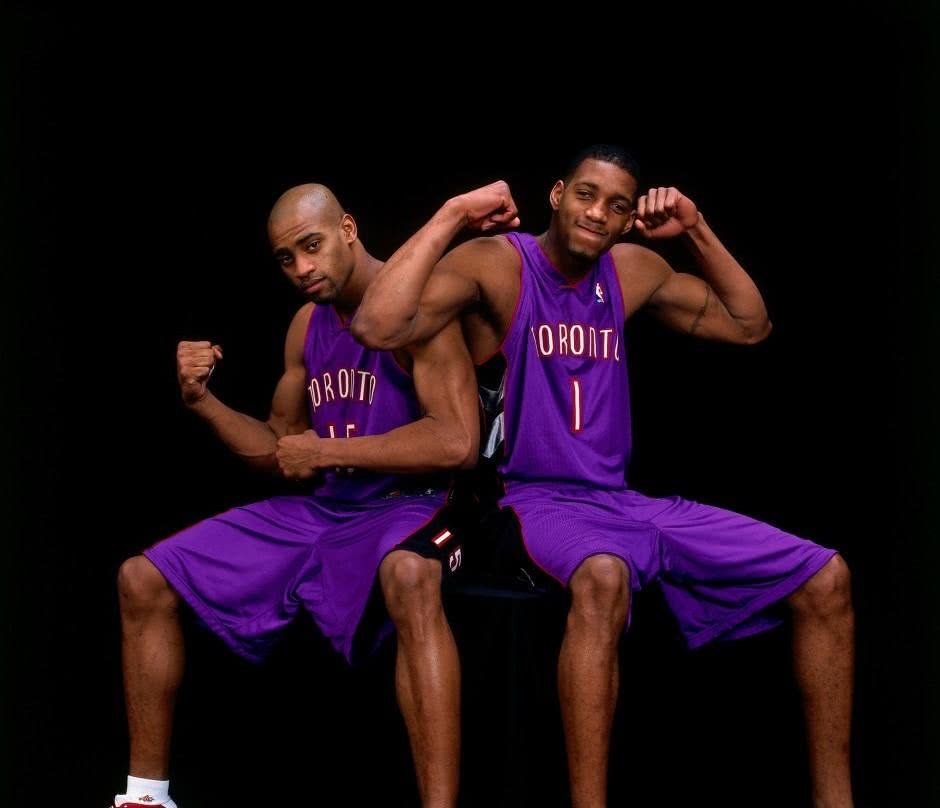 李祥波进攻端自信提升，新赛季表现引期待